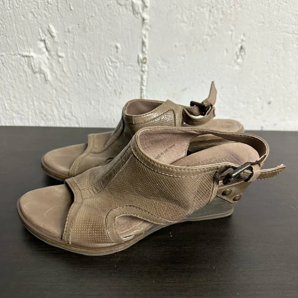 Bussola Leather Sandals size 39 - Picture 1 of 6